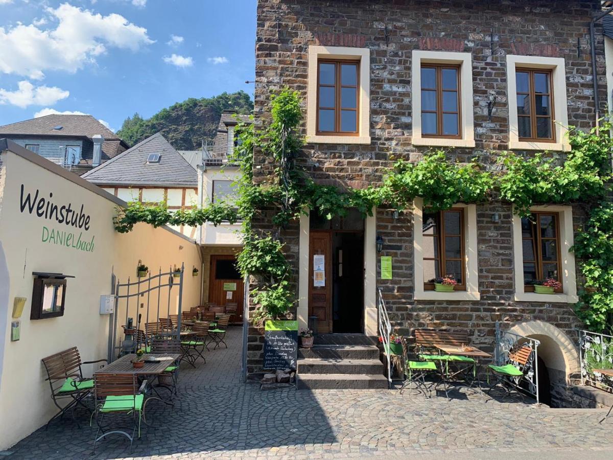 Weingut Gästehaus Bach Cochem Exterior foto